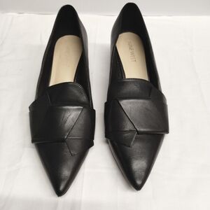 Nine West black leather kitten heel pumps
